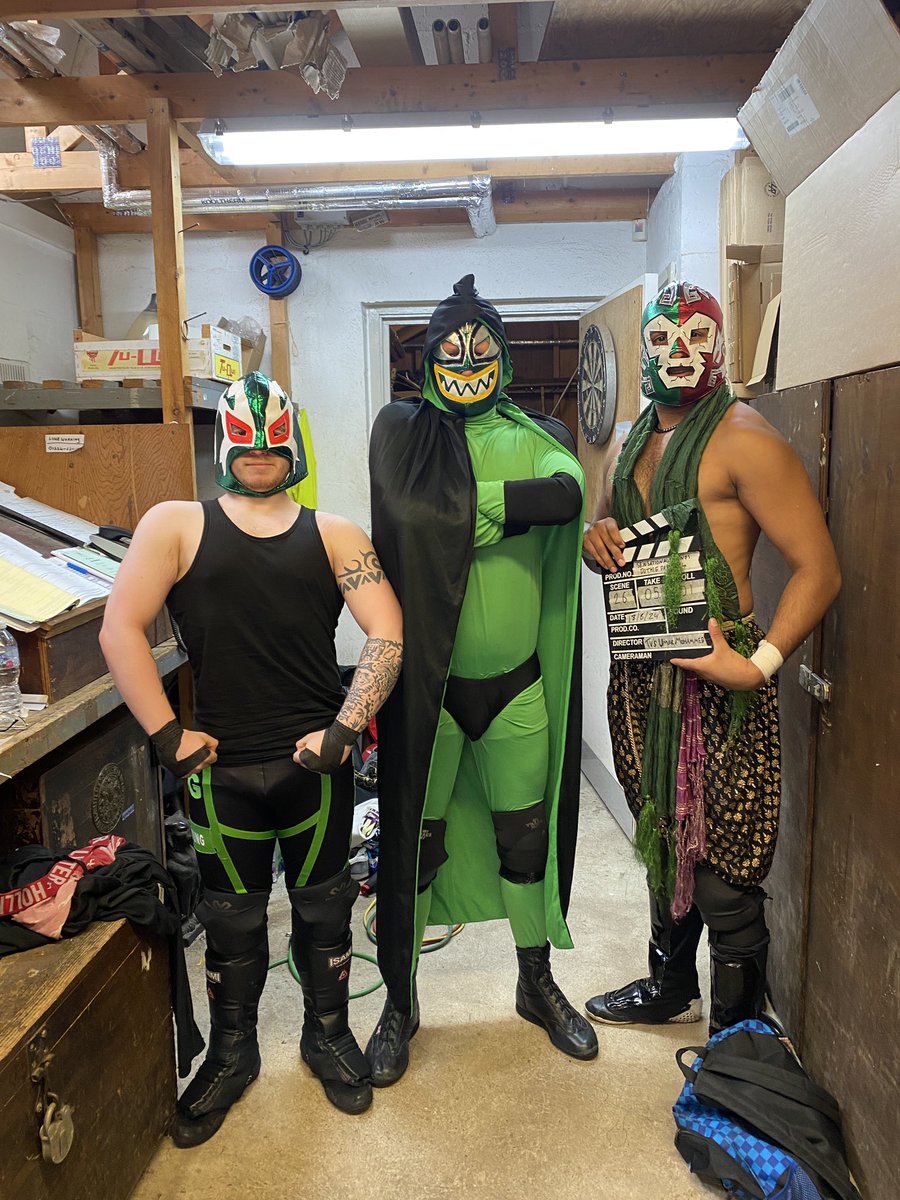 Reptilé tweet media