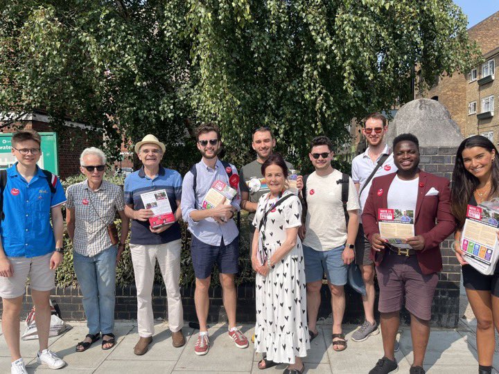 Great <a href="/CamdenLabour/">Camden Labour 🌹</a> sessions this weekend - very good support in Kilburn, Kentish Town South and Camden Square 🌹