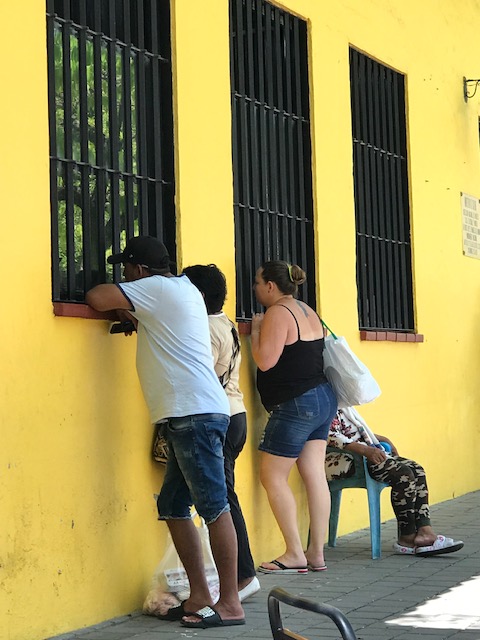 ¡¿Qué pasa en el @MuseoLopez ?!

Llegó <a href="/lamagdalenafest/">La Magdalena Fest</a> y el joropo a Honda.

Una buena imagen de lo que pasa: La gente se interesa en lo que pasa en el museo. <a href="/AlcaldiaDeHonda/">Alcaldía de Honda</a> <a href="/museonacionalco/">Museo Nacional de Colombia</a>