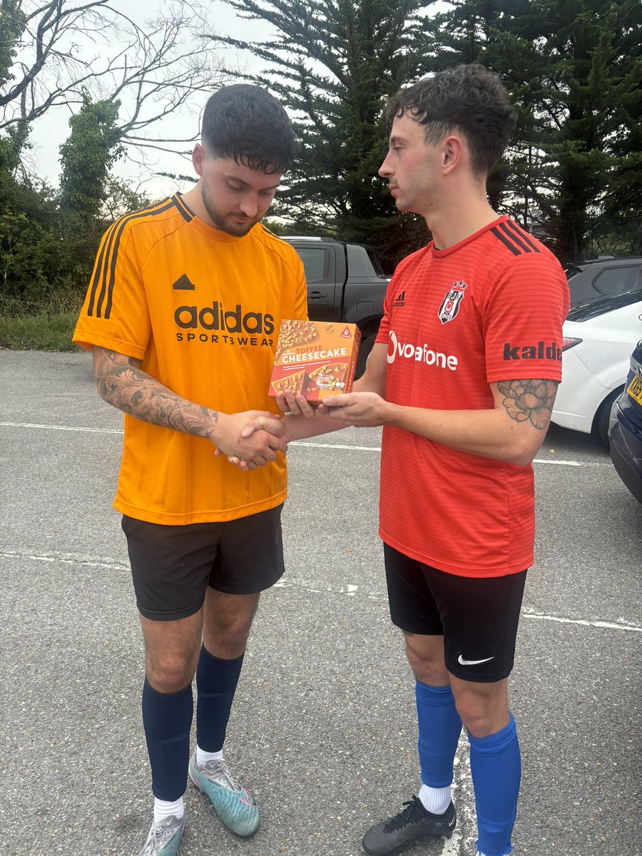 SLEEP WHEN DEAD tweet media