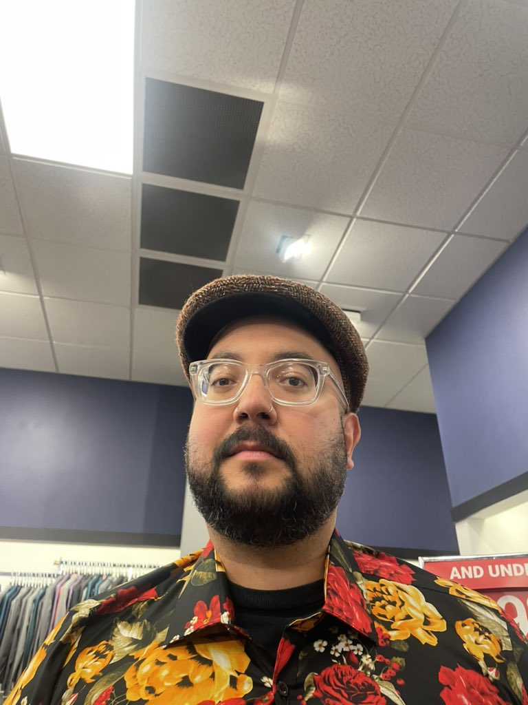 demonxseed's tweet photo. Any concerts going on 2nite? https://t.co/ftSK2Iem8k