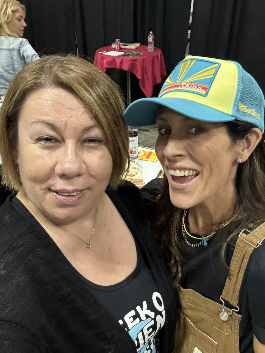 Jeanette tweet media