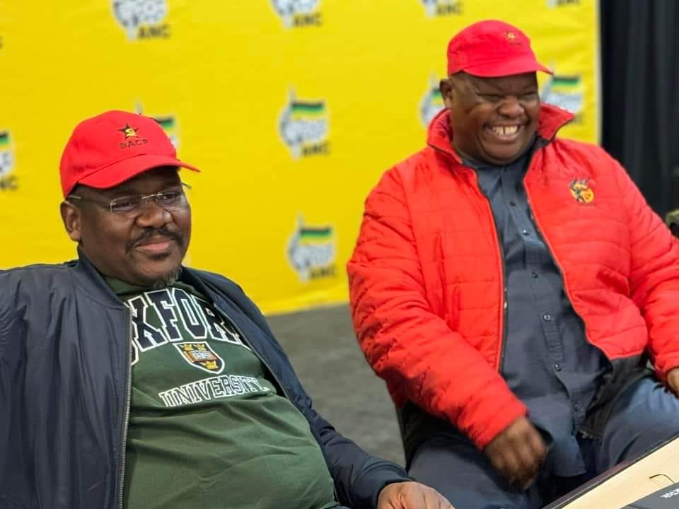 GPSACP's tweet photo. SACP Gauteng Provincial Office Bearers.
#ANCPEC #ANCPECLekgotla #ANCAtWork
#SACPatWORK
β«οΈπ’π‘ https://t.co/4PLlHy6ifr