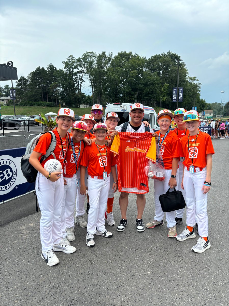 HipHipJose5's tweet image. #SouthWestOnTop @LittleLeague