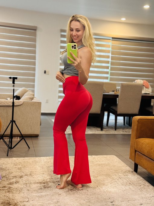 2 pic. Which ones? https://t.co/LhunqQt8tX