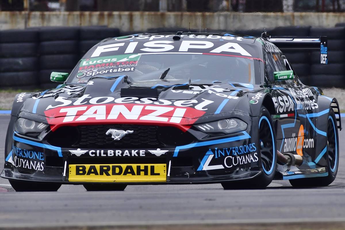 diegodurruty's tweet photo. 📢 Presenta #ELFLubricantes | Estos son los 12 pilotos clasificados a la Copa de Oro del #TurismoCarretera 👉 https://t.co/iFlqG9tafU

#ELF #ABrandOfPassion #CambioDeAceite #AceiteDeMotor #Racing #Motorsport https://t.co/Y8kOjFi2G0