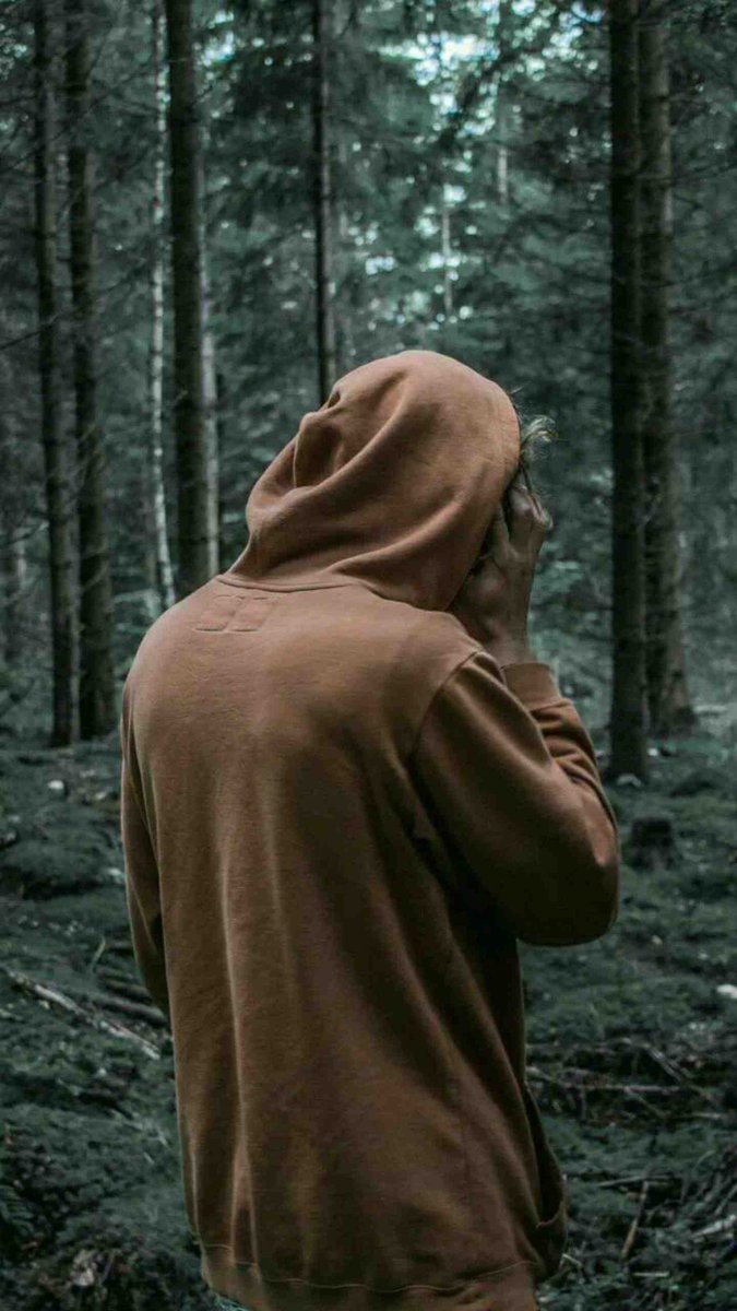 Coachbenjamin_'s tweet photo. Only a few people succeed when they start their journey online!

Do you know why?

Not everyone is strong enough to keep going through the pain of failure, setbacks, and discipline.

It's always easier to say, "Don't give up," but not easier to keep going!.

What's the secret then?

✓ Have a strong WHY.

✓ Don't start any business online without a positive mindset.

✓ Always focus on your journey, don't compete.

✓ Never stop learning.

✓ Always read more books about successful people 

Add yours in the CS 🎙️