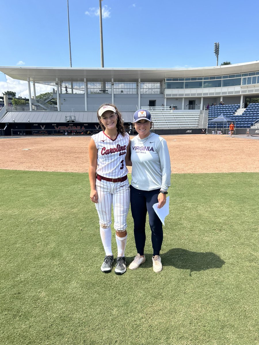 marleyorrsb07's tweet photo. Yet another amazing camp at @UVASoftball Had a lot of fun with the girls and coaches. I also hit a new PR of 70 mph exit velo. @Coach_Jo4444 @JamieAllred24 @CoachTylka @catyreeves https://t.co/8lalpypbMp