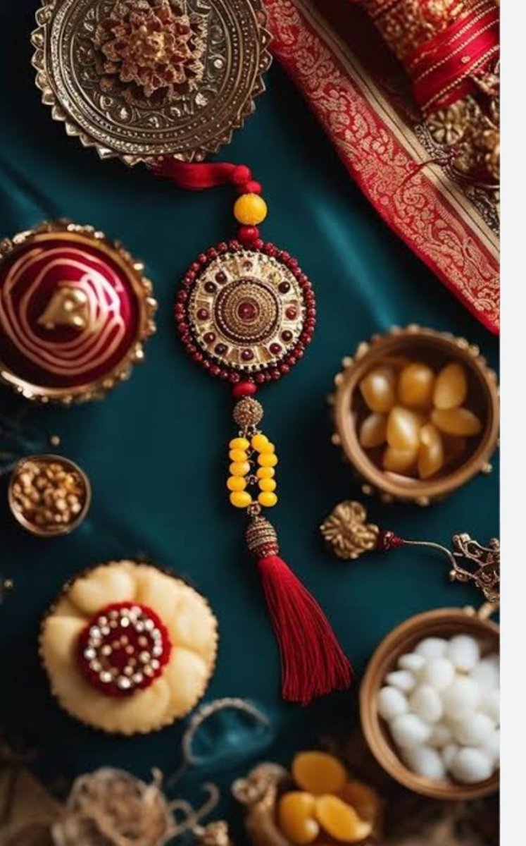 rashmi_hd's tweet photo. Happy #RakshaBandhan bandana to all my brothers.
@yoganna @iamSudeepS @mnmadivalara @SahityaPriya123 @KjPavankumar To all my brothers. ಈ ವರ್ಷ ನೀವ್ ಅಂಕೊಂಡಿದ್ದೆಲ್ಲ ಆಗ್ಲಿ.
#protectwoman #respectw https://t.co/jbrEDujVZs