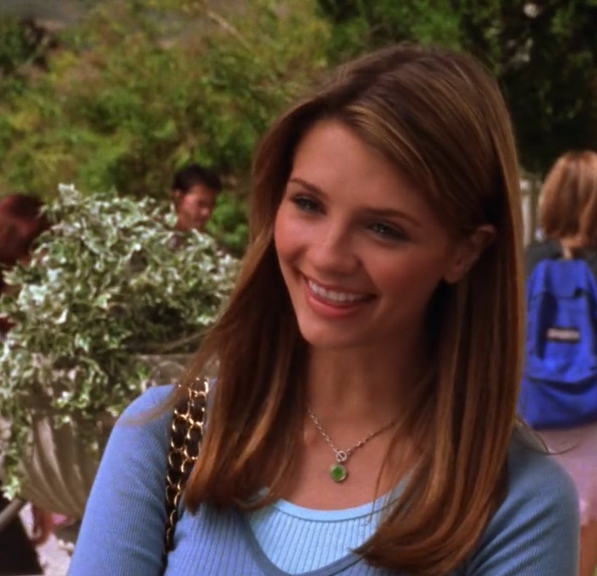 💭 (@marissathnker) on Twitter photo 