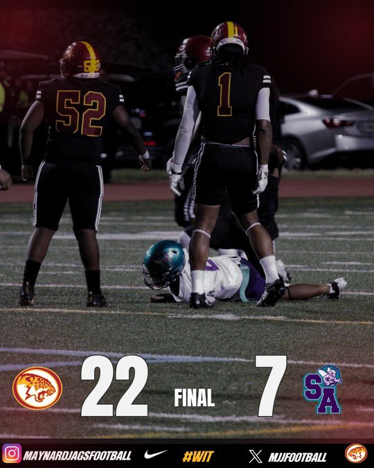 ewill8420's tweet photo. After trailing 7-0 at the half, the Jags showed that they could stand the rain! Resiliency and Perseverance are important traits  to have when going through adversity.#MJJ!ALLDAY! https://t.co/hQTihg9MzH