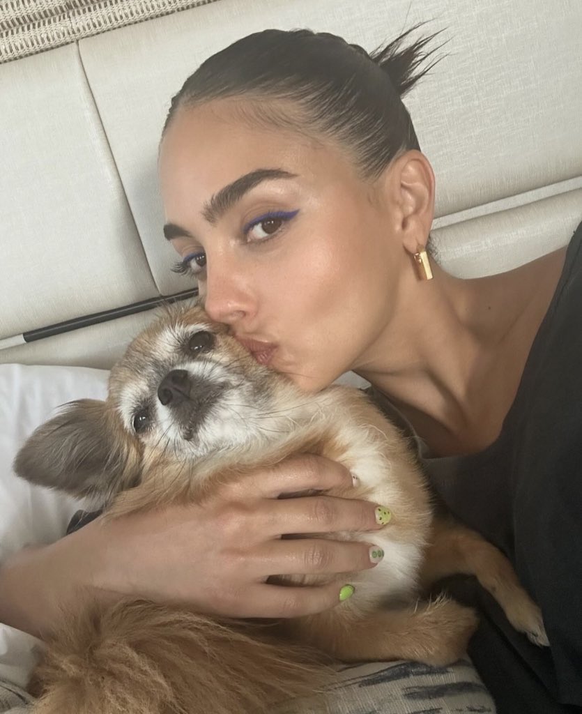 Melissa Barrera Source tweet media