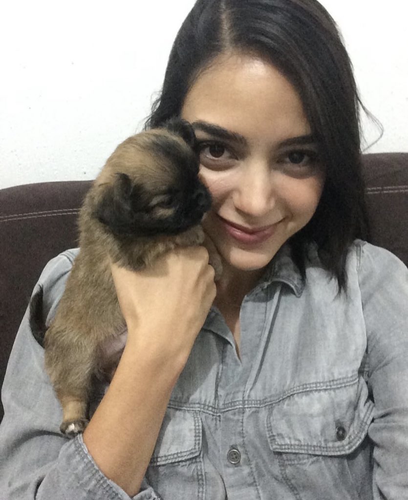 Melissa Barrera Source tweet media
