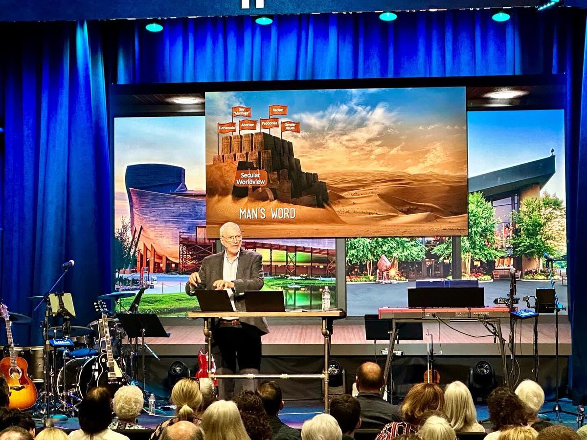 Kevinhay4's tweet photo. So great to have @aigkenham with us today @rbcgilbert!

#AnswersInGenesis #KenHam #RBCGilbert https://t.co/u3wWgukPaq