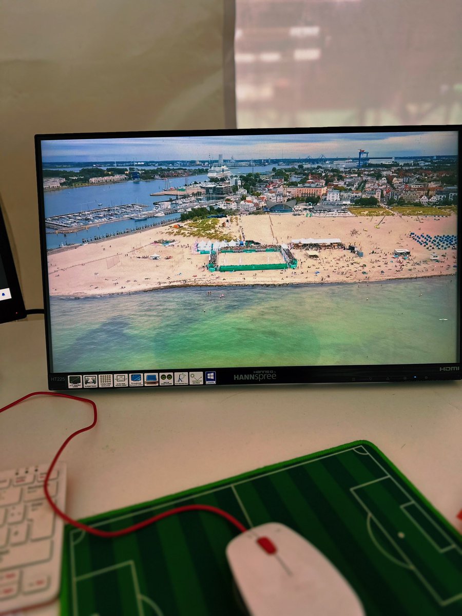 pramschuefer's tweet photo. Da es hier sonst keiner sagt: Die Bavaria Beach Bazis sind zum ersten Mal in ihrer zehnjährigen Vereinsgeschichte Deutscher Beachsoccer Meister 🏅 unsere Übertragung aus Warnemünde lief auf YouTube und Twitch 📺 https://t.co/cZ0lgfFTyY