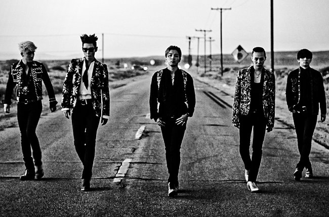 8KLIFE's tweet photo. Happy 18th anniversary to the greatest group ❤️ BIGBANG

#BIGBANG18thAnniversary https://t.co/G6lgnhgui1