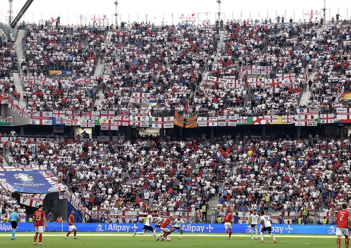 voshans's tweet image. Sportfotografie ís kunst… 
(Foto David Klein) #EURO2024 #ENGDEN