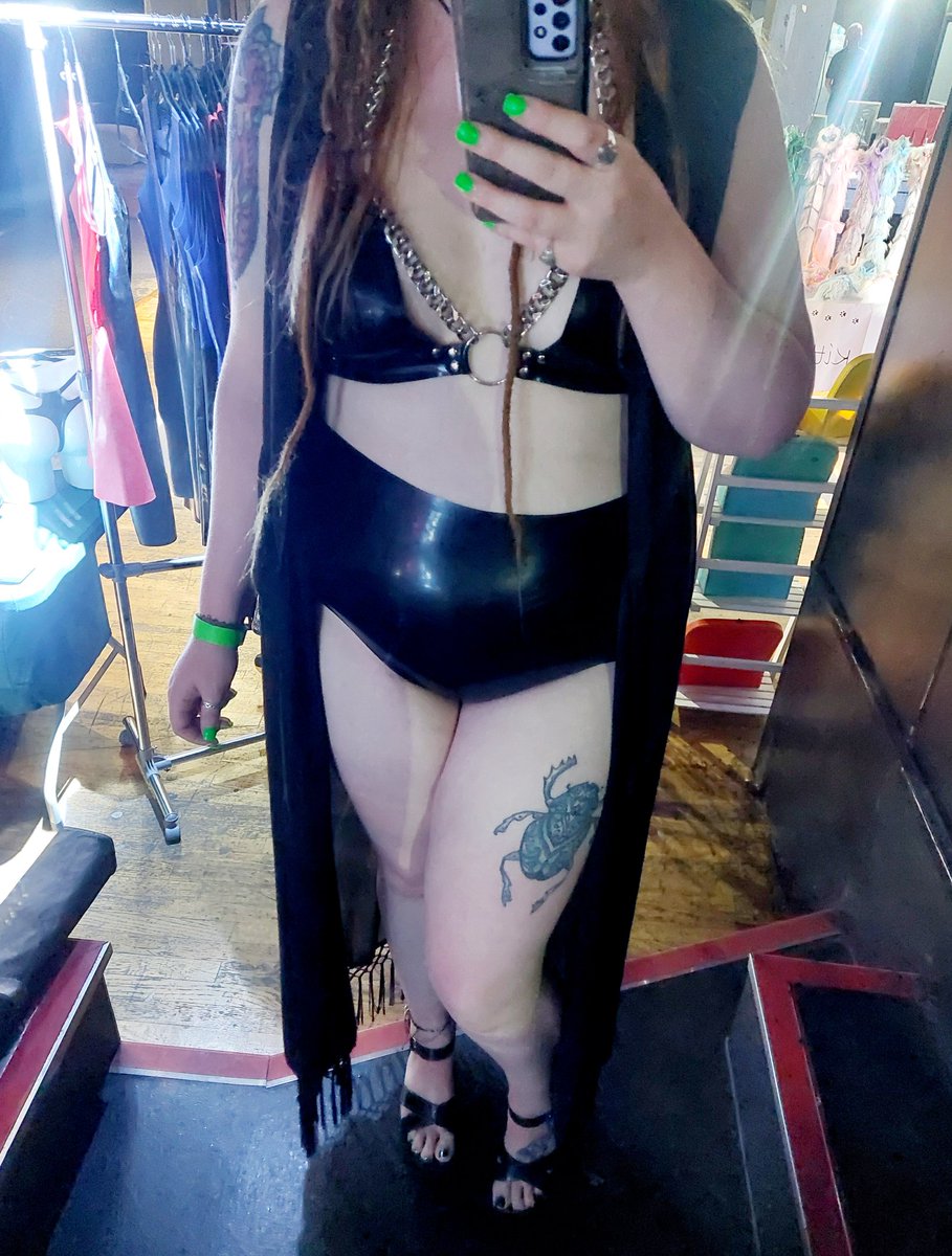 latexcellence's tweet photo. Had some great chats on the stall at @BBBAltFetBazaar today - thanks a bunch you beautiful lot 😘 

#latex #latexclothing #bbb #alternative https://t.co/XTwMRoIqKL