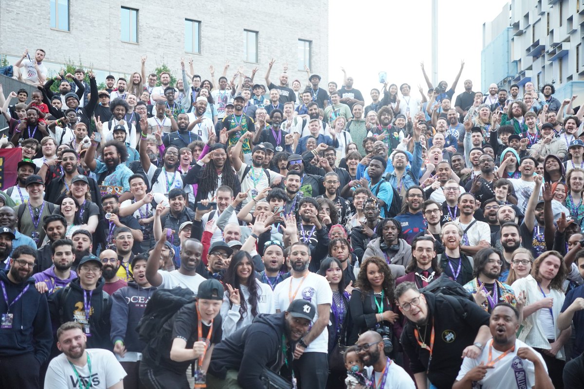 Thank you everyone...You all make VSFighting what it is. We cannot do this without your love and support.

Thank you family ♥️ #VSF