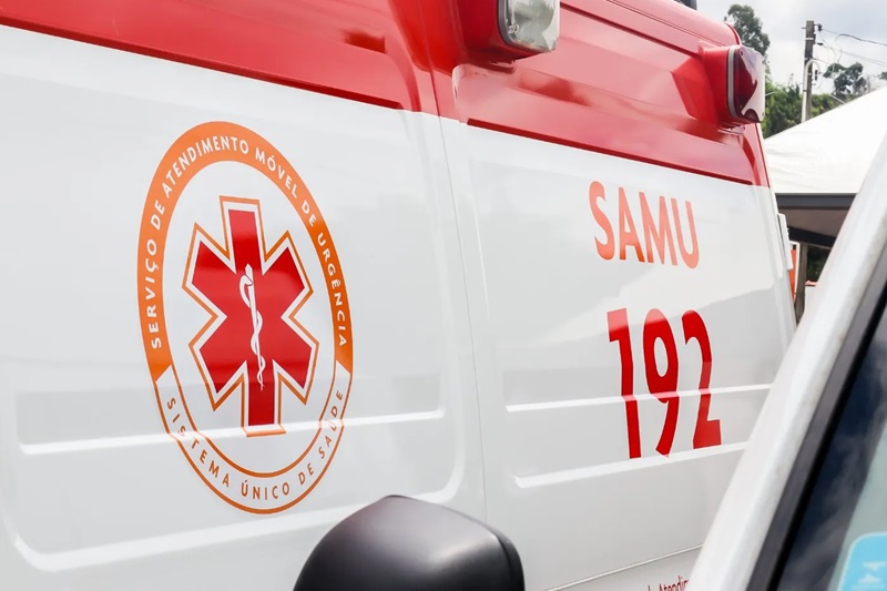 portalemtempo's tweet image. Um homem foi espancado, na noite deste sábado (17), na rua dependência, bairro Alvorada, Zona Centro-Oeste de Manaus. Após as agressões, ele foi jogado no igarapé. #espancado #igarapé
emtempo.com.br/329184/policia…