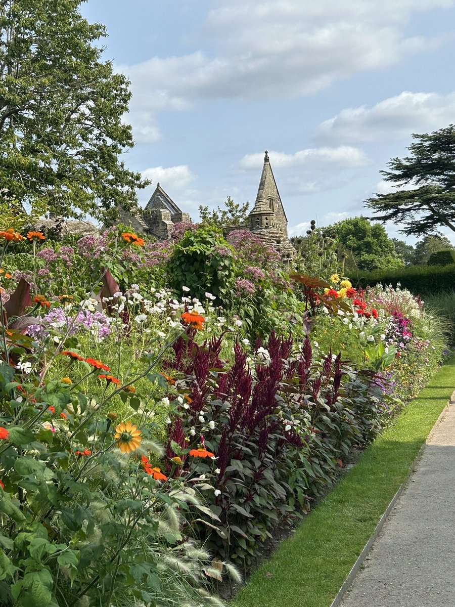 Lovely afternoon spent at #Nymans <a href="/nationaltrust/">National Trust</a> in #WestSussex today.