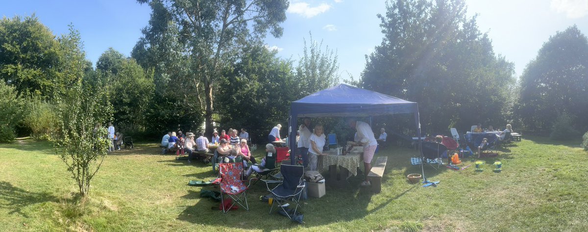 mid_bee's tweet image. Fun at the MKBK BBQ