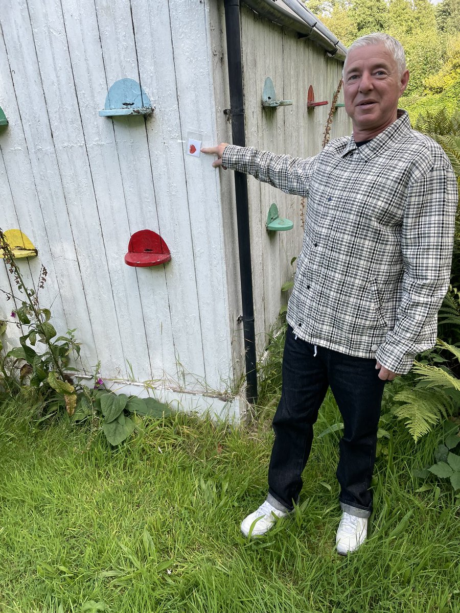 ArRobbo71's tweet photo. #newportontay sticker hunt ❤️
#taysideriviera #folkclothing #wonderoftheworld #NBU #gyperfreezone #NIKE #fifexit https://t.co/Ixqs9LmZWo