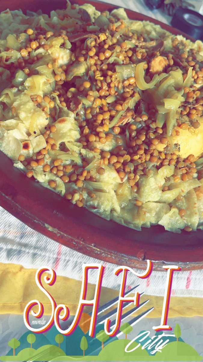 hug_alonso's tweet photo. @Tumertan00 Rfissa… sans hésitation, avec poulet beldi biensur, et helba… (i took this pic) https://t.co/n2hapV5Emk