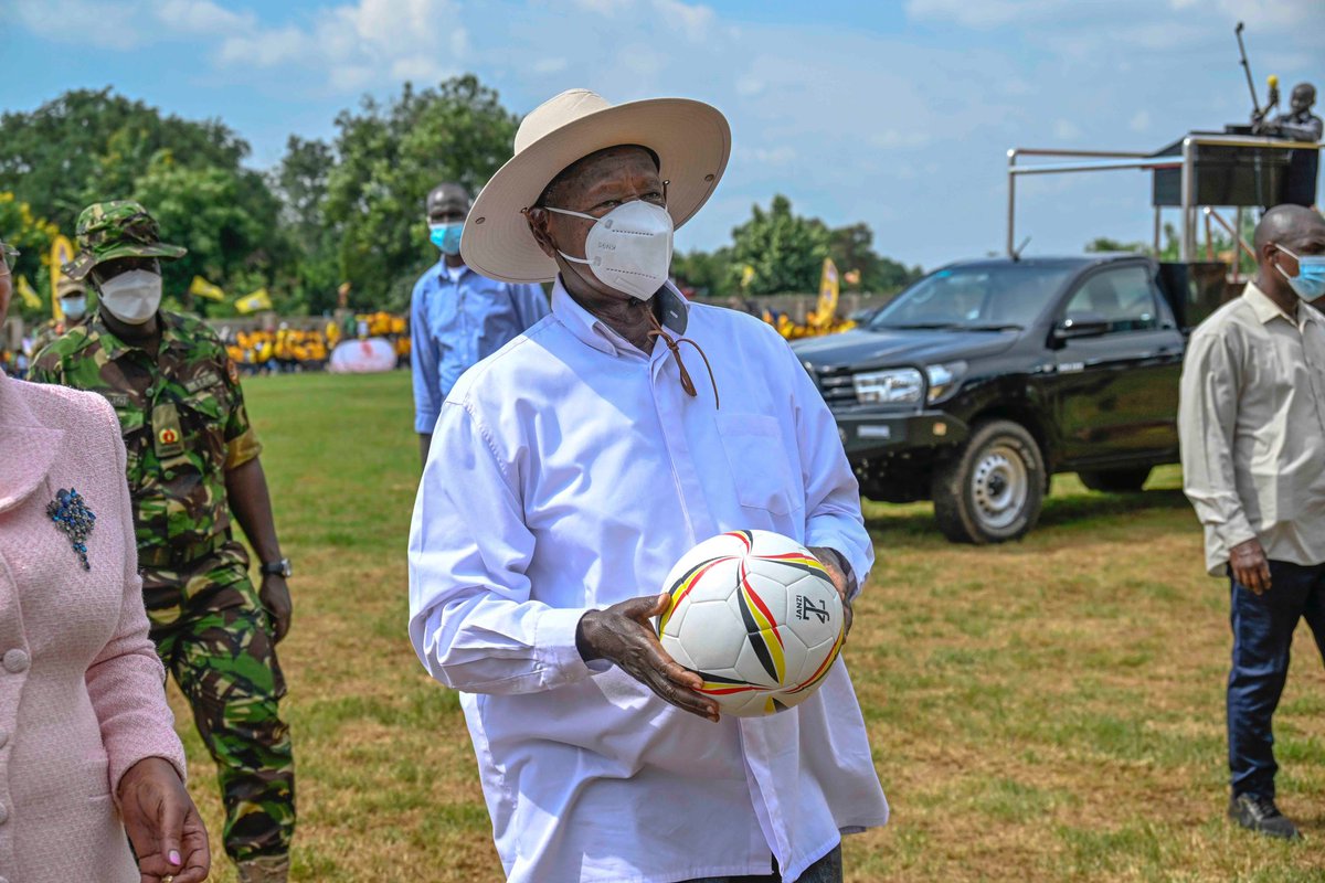 Yoweri K Museveni tweet media