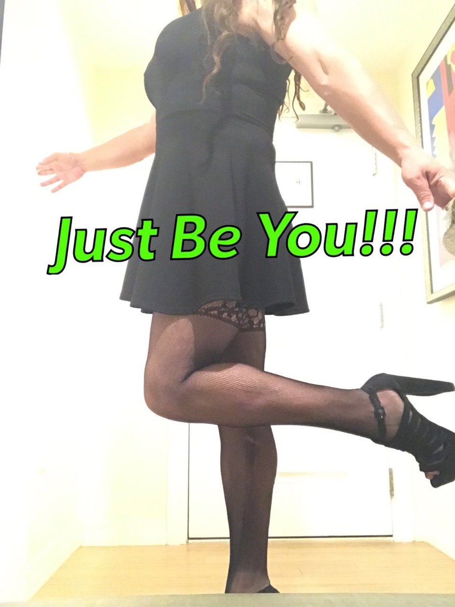 kaylasometimes1's tweet photo. Good Evening All!!! Just a quick reminder to just be you!
#GOAT #crossdresser #lingeriefun #lingerie #panties #heels #stockings #femme #m2f #pantyhoseaddict #beyoubehappy #justbeyou #sissy https://t.co/E0yDCkPDsD