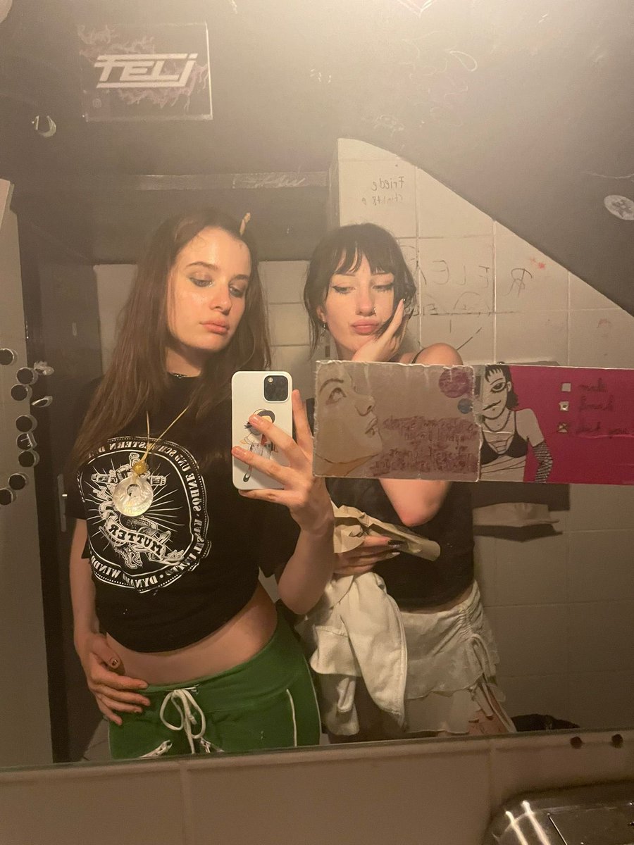 Ihr habt ein lebenszeichen verdient