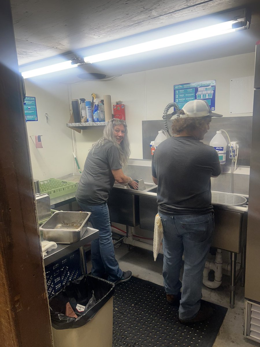 Love this!
2 employees out today so the wife is doing dishes and I’m working the line after cooking this morning