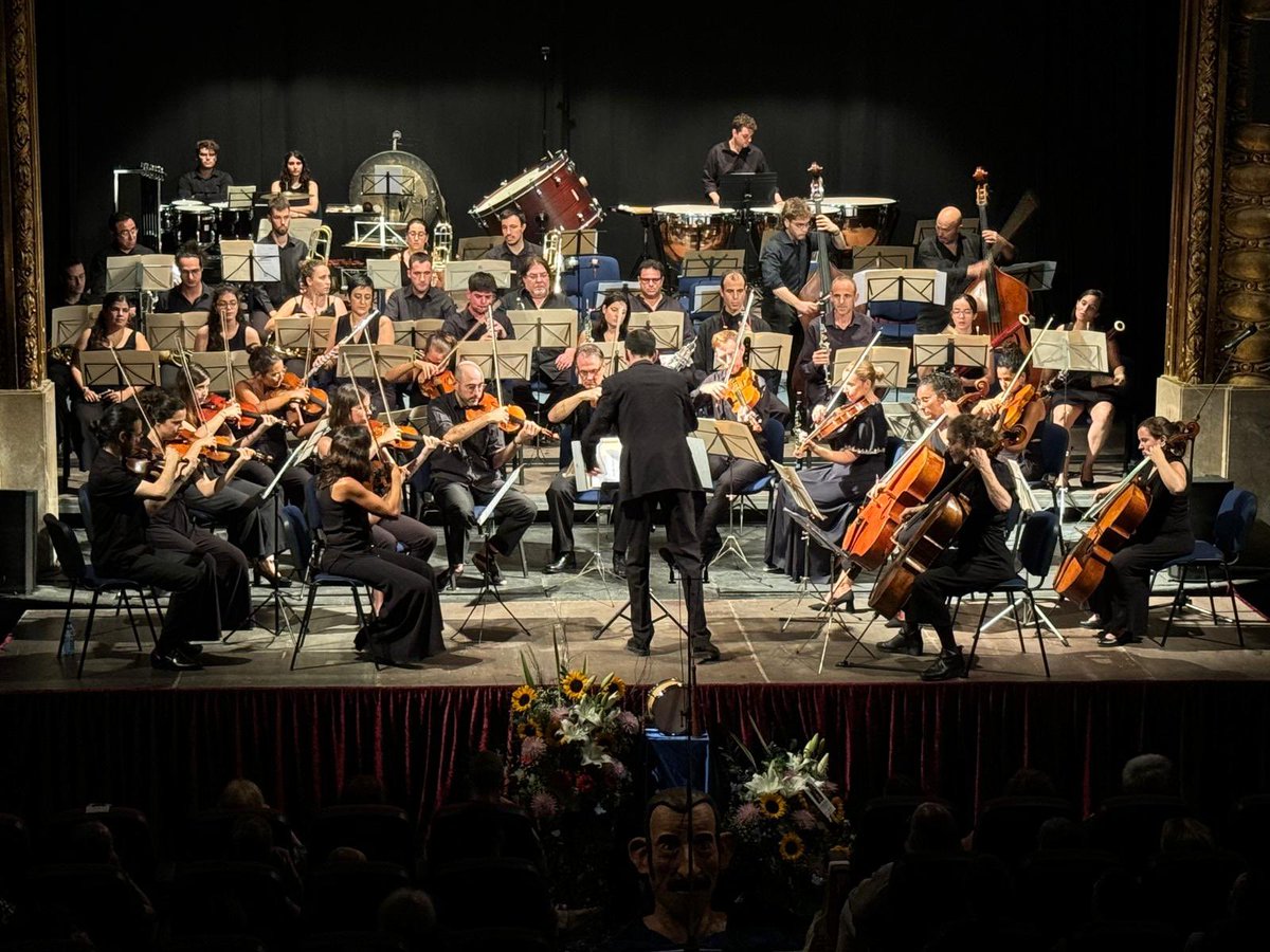 Espectacular concert “La processó, el so de la festa” al <a href="/CasinoPrado/">Casino Prado</a>. Enhorabona músics i <a href="/xpagescorella/">Xavier Pagès-Corella 🎶 ✍</a> per aquest espectacle que ens ha apropat a la Festa Major! #Sitges <a href="/AjSitges/">Ajuntament de Sitges</a> <a href="/CulturaSitges/">Cultura Sitges</a>