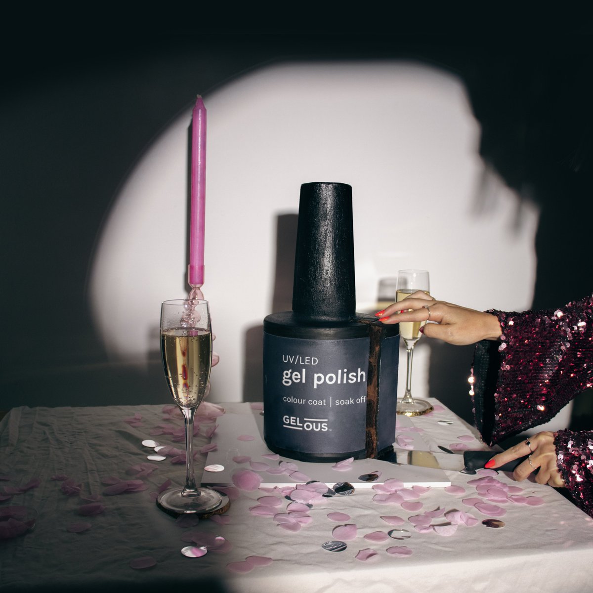 gelous_co's tweet photo. Real vs. cake 🎂 It's our birthday and we're partying with 20% off storewide! Use code: LETSPARTY 🥳✨

#Birthday #Birthdayparty #birthdaysale #realvscake #Cake #gelnails #beauty #baking #diygelnails #partytime #nailpolish #manicure https://t.co/hsUbHJiphY