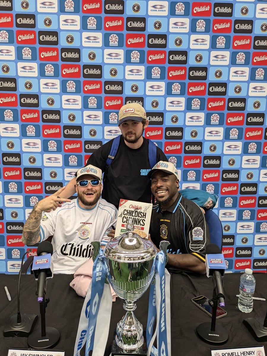 MalachyWhite's tweet photo. Got everything again !!! Met you guys at the pop up earlier today too !! Absolutely gassed!!

@JaySwingler @RomellCHenry https://t.co/01osgxnGpM
