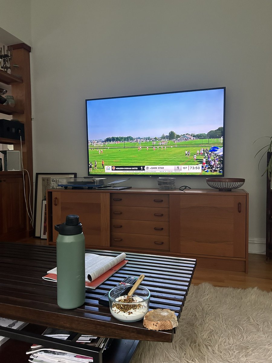 king elisabeth tweet media