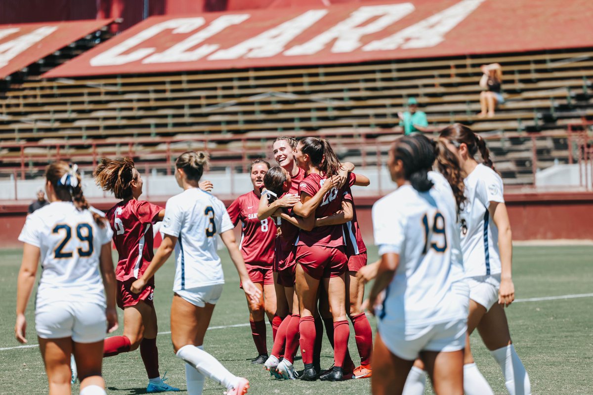Tori Powell strikes first ⚡️

#StampedeTogether
