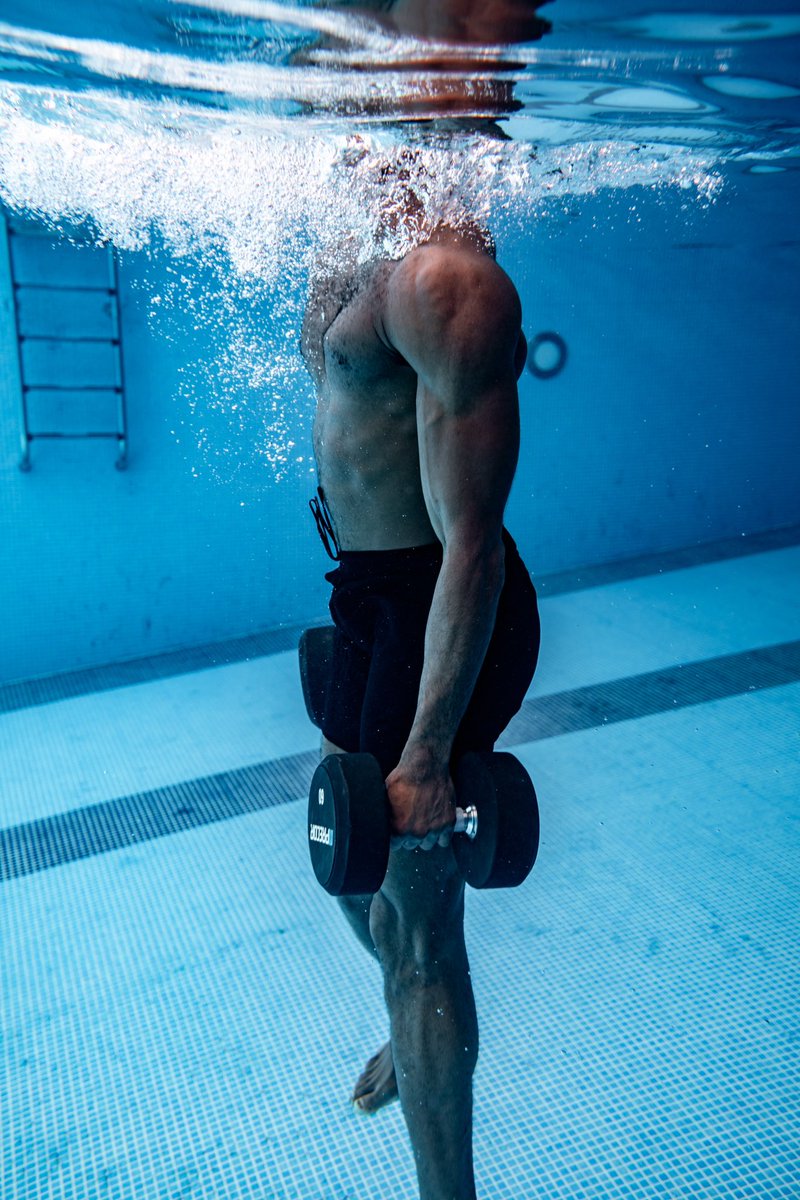 FCHWPO's tweet image. Take this pic before I drown