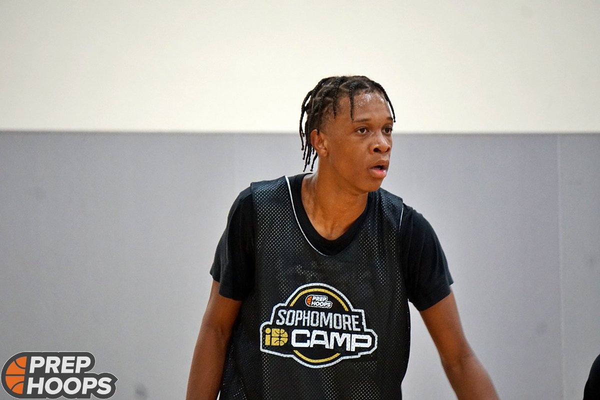 .@jeffreynolds15 is a different animal than most out here. His size and versatility simple sets him apart from everyone on the court. He was dominant on the glass. #PHSopohmoreidOH