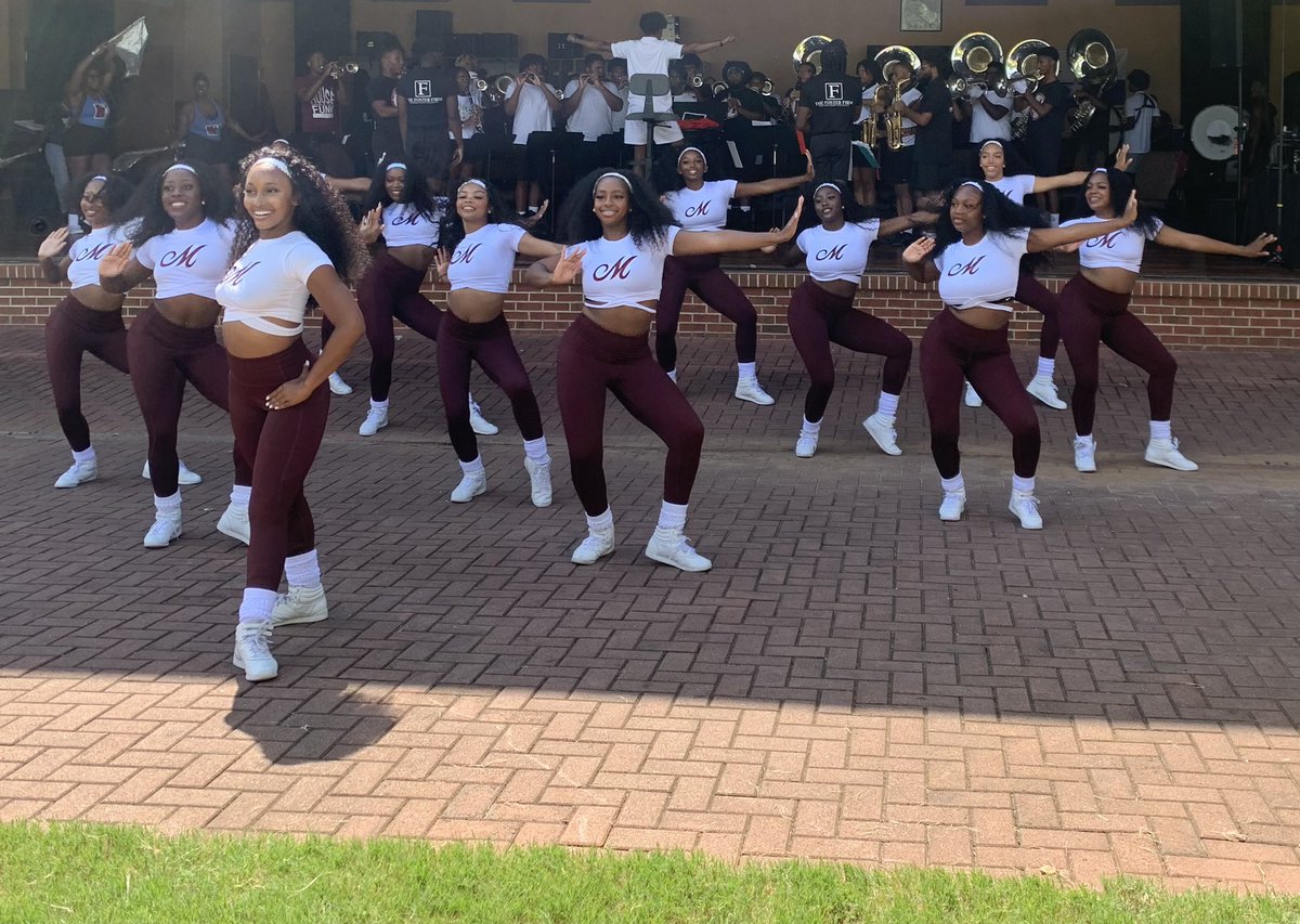 masequeira1's tweet photo. When True Blue 1881, Inc calls we answer 2nd annual band picnic was a huge success. Forever Homecoming, is honored to have contributed the Mac &amp; Cheese, potato salad, empanadas, and Sweet teas. #TrueBlue1881 #Morehouse #Spelman #HBCU #HouseOfFunk #MahoganyInMotion @Morehouse https://t.co/ifsRZ0I4oO