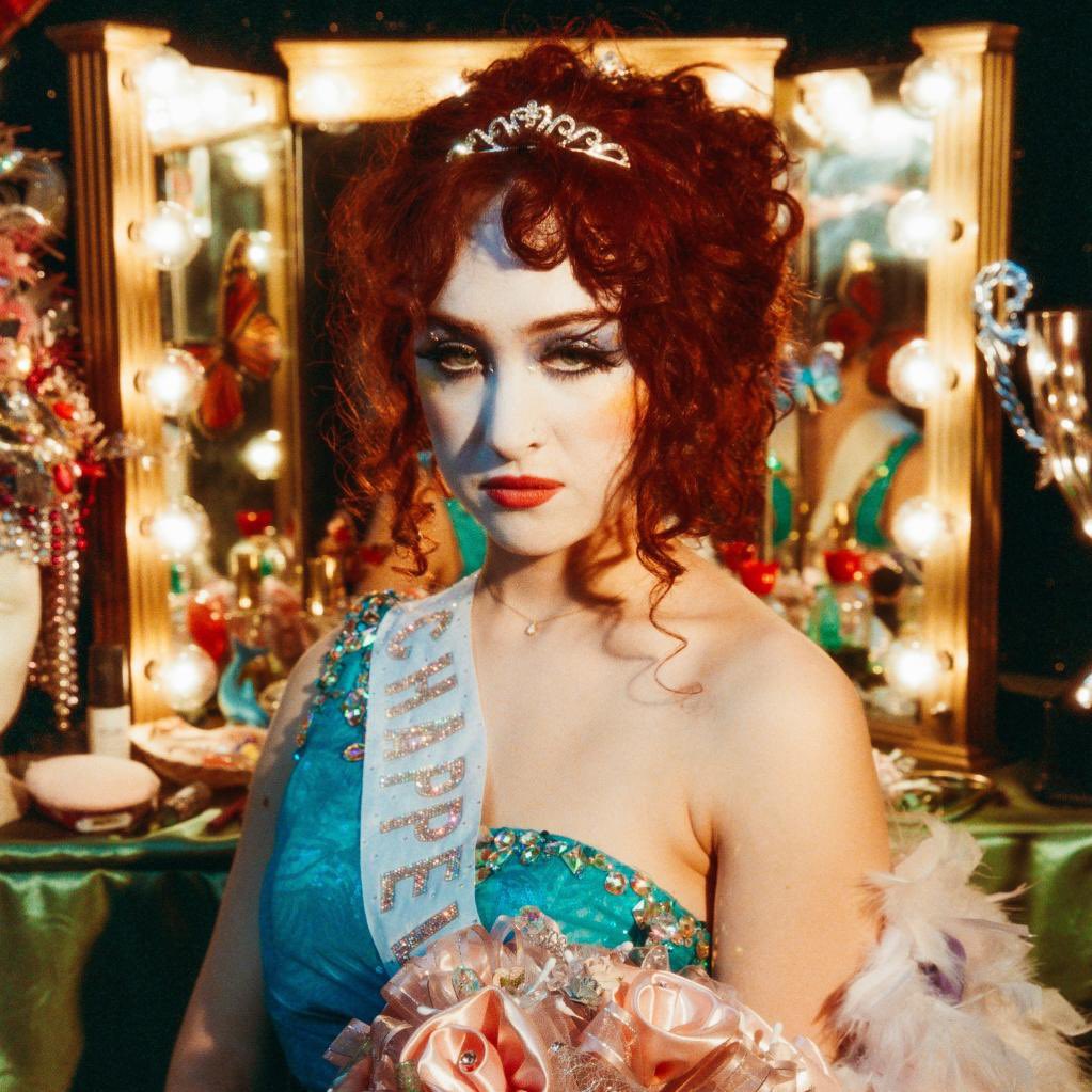 CRBRCharts's tweet image. “The Rise and Fall of a Midwest Princess” atinge um novo pico na Billboard 200, chegando à posição #2 com 72 mil unidades vendidas.