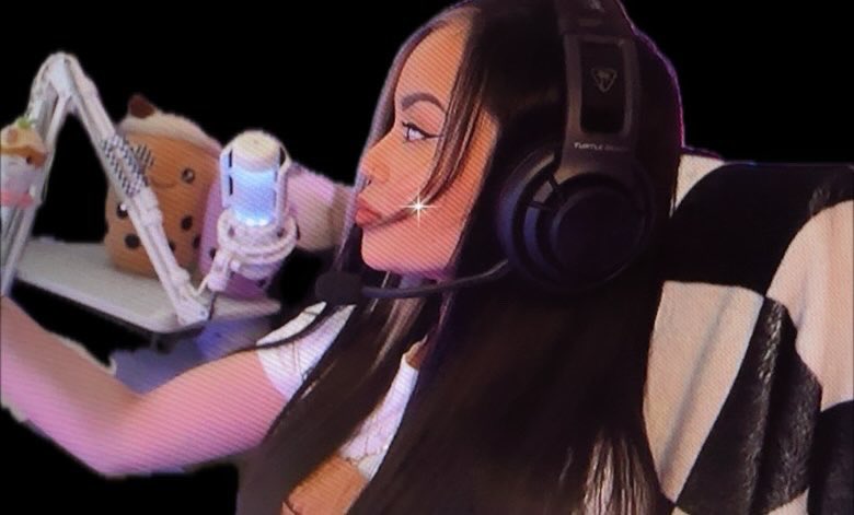 Use my code “SHORTIIE” for 10% off any Turtle Beach 🐢🏖️ items. Headset I’m using is the Atlas Air Wireless Headset 🌸

#turtlebeach #twitchstreamer #twitchpartner #gaming #twitch