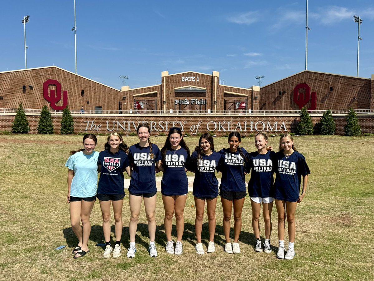 natalie_danburg's tweet photo. When in Oklahoma, you check out the Sooners! #oklahoma #OUsoftball #usaallamericangames #region2stars @StarzGold_14u https://t.co/h4mc08X7Ka
