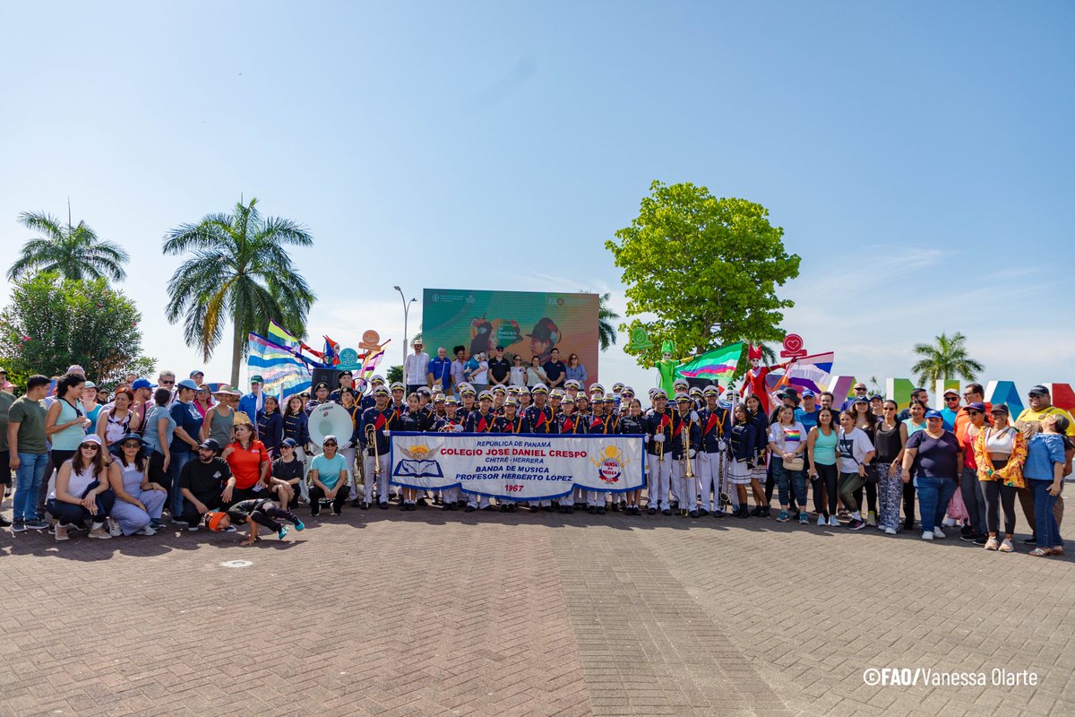 🇵🇦Panamá inicia campaña por el derecho a los alimentos🍊🥒🥑🥕🥦

Esta campaña se enmarca en el Día Mundial de la Alimentación #DMA2024 que la <a href="/FAO/">Food and Agriculture Organization</a> conmemora cada año.

La actividad se desarrolló en conjunto con <a href="/Panamaalcaldia/">Alcaldía de Panamá</a>, en la Cinta Costera de la Ciudad de Panamá.