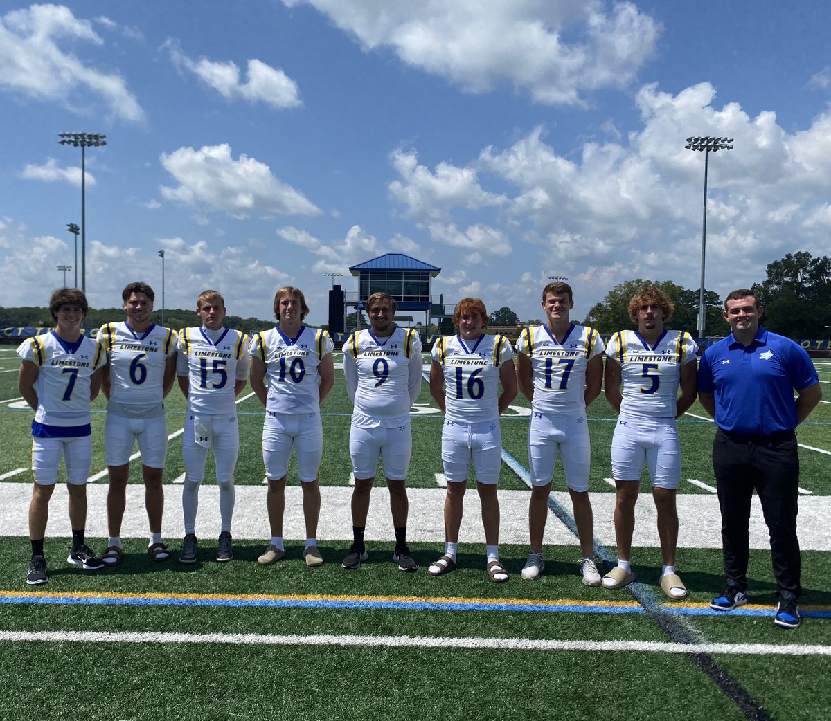 Grateful for these guys, all they do is show up and work everyday. They are the true definition of what it means to play the Quarterback position. #VETSS ⚜️⚜️⚜️
