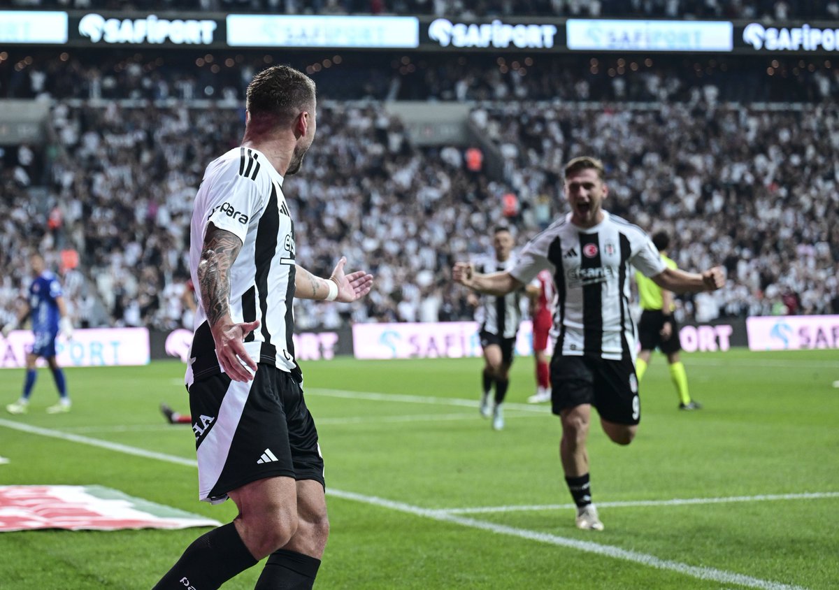 OptaCan (@optacan) on Twitter photo 16 - 2024 takvim yılında Süper Lig'de en fazla gole katkı yapan Türk oyuncu, <a href="/Besiktas/">Beşiktaş JK</a> formasıyla 16 golde payı bulunan Semih Kılıçsoy (10 gol & 6 asist). GözBebeği. 16 - 2024 takvim yılında Süper Lig'de en fazla gole katkı yapan Türk oyuncu, <a href="/Besiktas/">Beşiktaş JK</a> formasıyla 16 golde payı bulunan Semih Kılıçsoy (10 gol & 6 asist). GözBebeği.