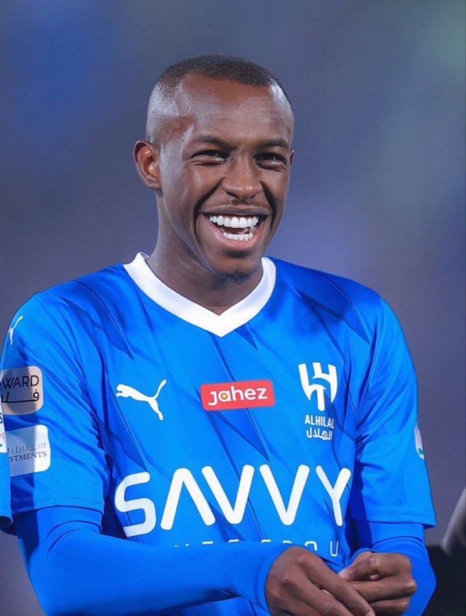 🚨🚨🚨🚨🚨🚨🚨🚨🚨🚨🚨🚨🚨

عـاجـل — رياضه سكوب:

اجتمع عضو شرف نادي #الهلال الأمير الوليد بن طلال مع اللاعب سعودعبدالحميد حول أنباء احترافه في روما الايطالي 

هذا الشيء قد يؤثر هذا الاجتماع على قرار اللاعب 😨