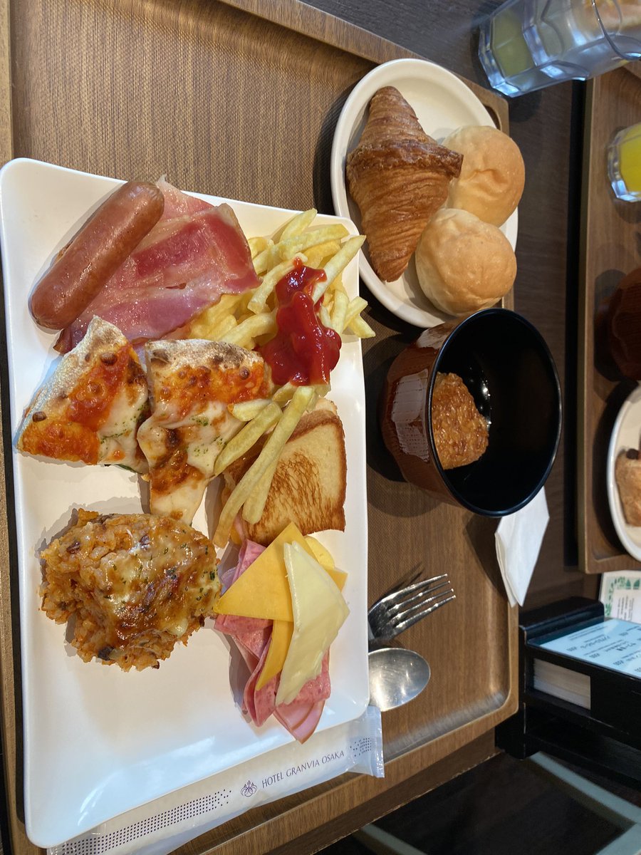Garcia4council's tweet photo. @DegenerateTBone Breakfast in Osaka Japan 🇯🇵
#ItIsNice https://t.co/PHzT6uuQ27