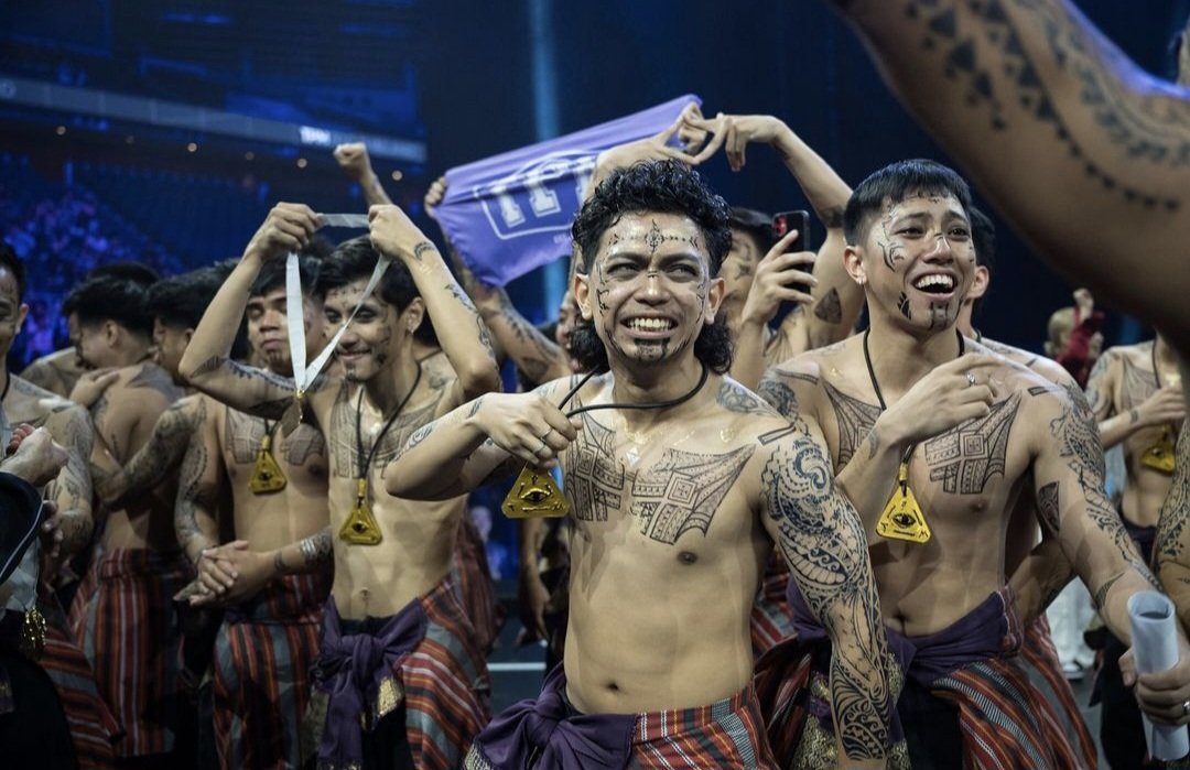 fjsfanhub's tweet photo. ⚡️Philippines' TPM bagged the 1st place in Super 24. 2024 Open Finals with an epic dance performance of Bulan by @felipsuperior #FELIP

⚡️TPM went head to head with Thailand's The Zoo for the 1st place and competed with a total of 29 other teams from different countries. The Qualifiers was held at Singapore Indoor Stadium.

🔗IG : https://t.co/0fiFzKTKJu
🔗YT : https://t.co/TARESKpfjK