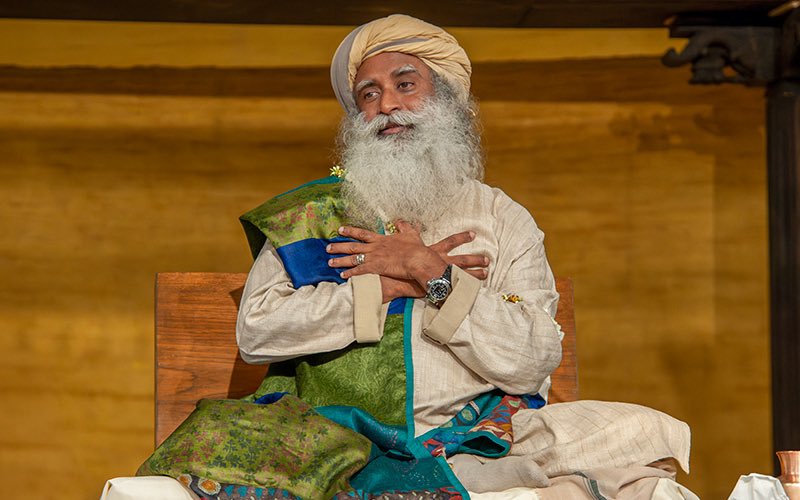 SadhguruJV's tweet photo. Your ways of thinking and feeling, your likes and dislikes, your philosophies and ideologies all melt down when you fall in love. #SadhguruQuotes https://t.co/nsli3VmrYx